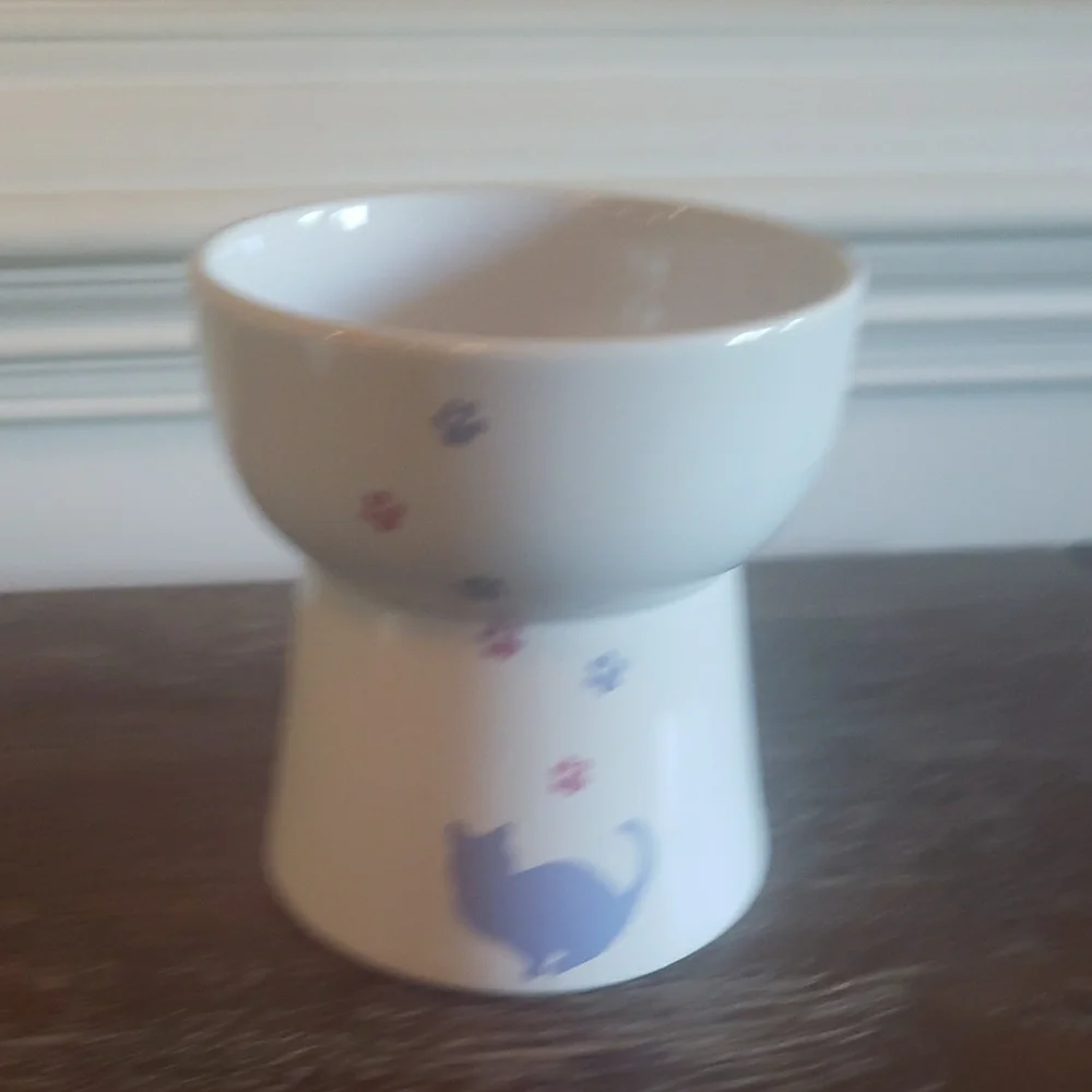 New! Frisco Cat Print Non-Skid Elevated Ceramic Cat Bowl, 1.5 cup (2 bowls)